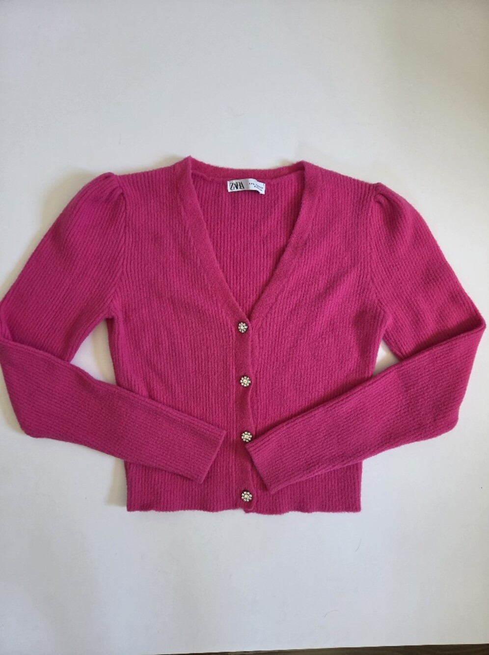 ZARA fuchsia pink jewel-buttoned knit cardigan sweater V-neck barbie sz M